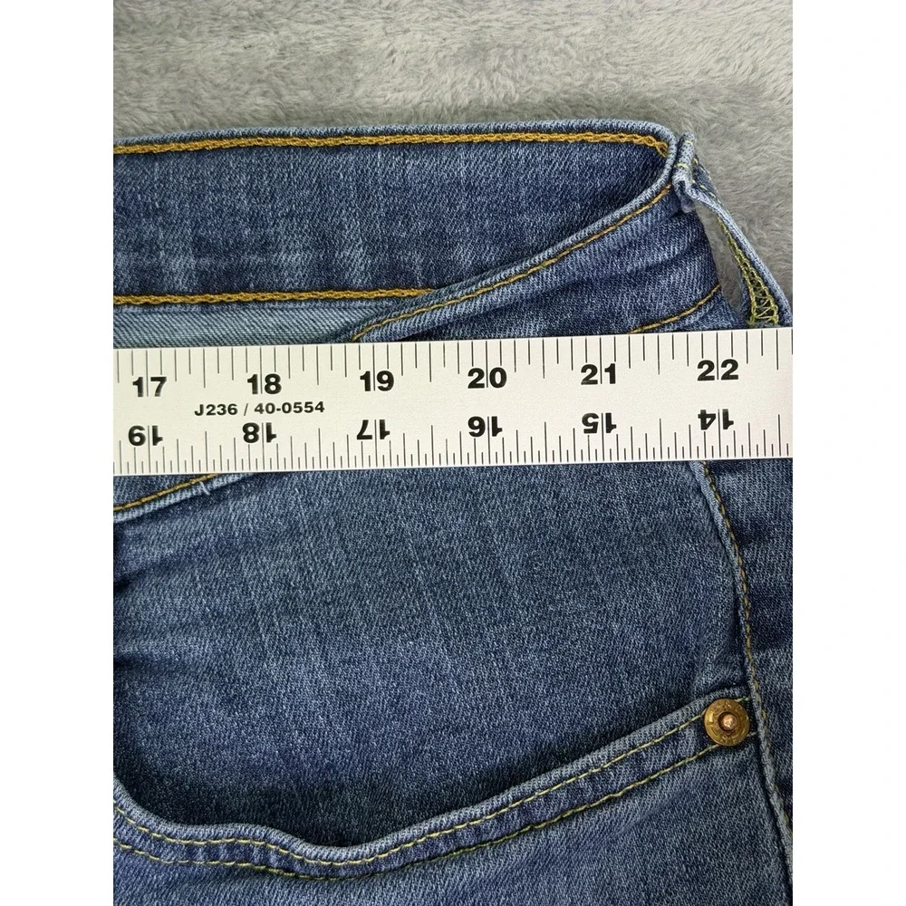 Levis Jeans Mens 44x30 Blue Medium Wash‎ Distressed Denim 559 Relaxed Straight